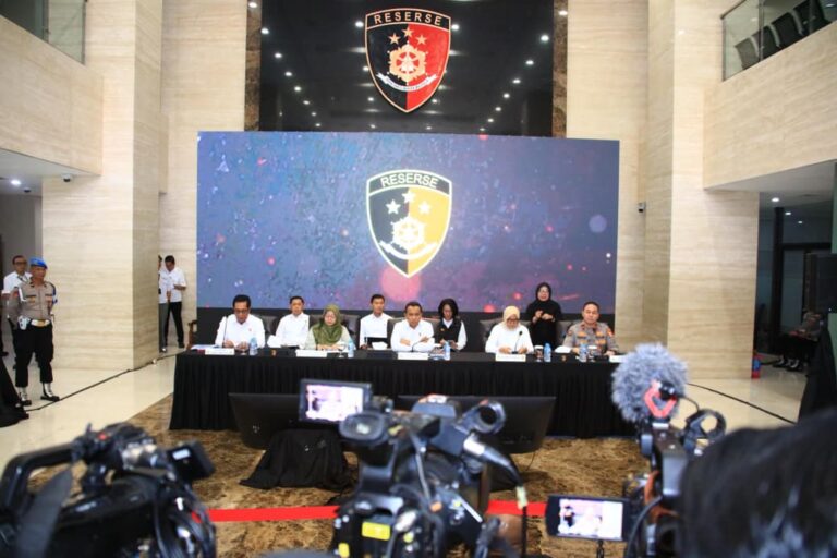 WhatsApp Image 2025-09-24 at 22.10.00