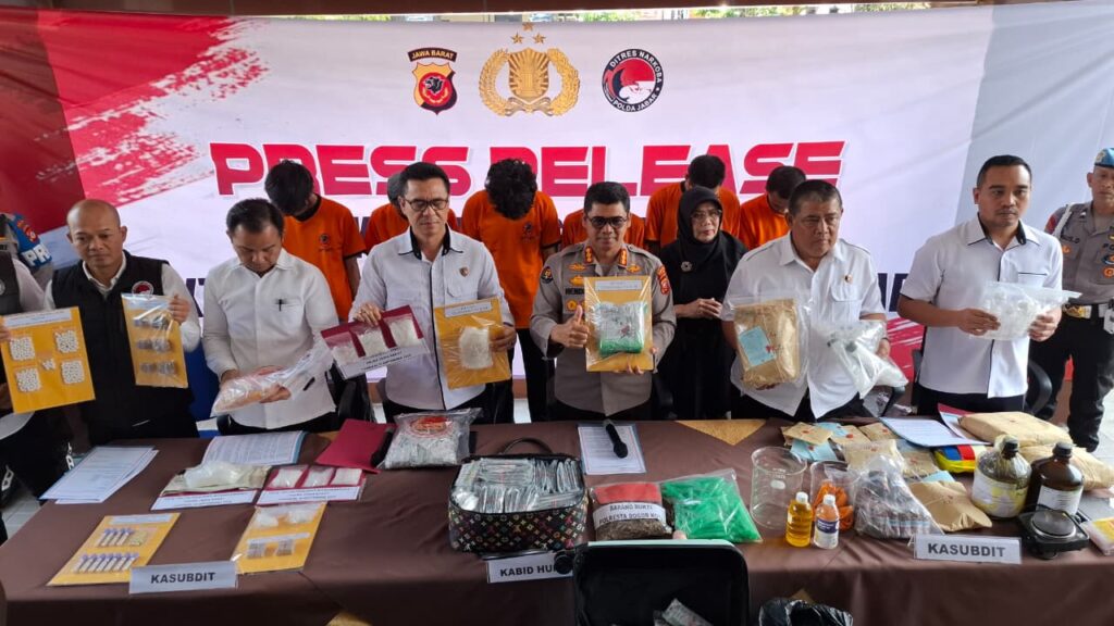 WhatsApp Image 2025-09-29 at 21.02.32