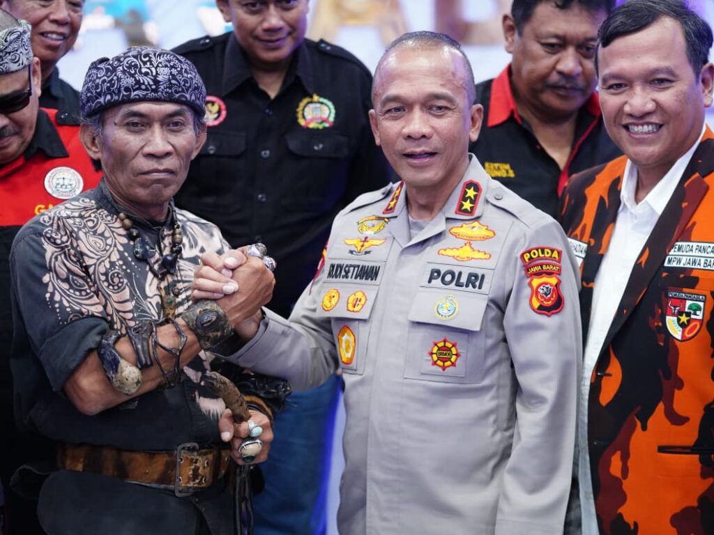 WhatsApp Image 2025-10-18 at 18.39.27