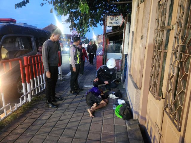 WhatsApp Image 2025-11-27 at 06.42.01